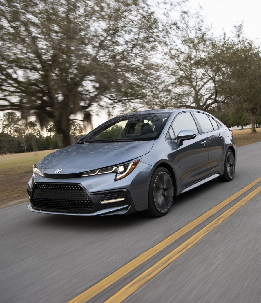  Toyota Corolla XSE Sedan 2019 года  (NA) (фото 15 из 45)